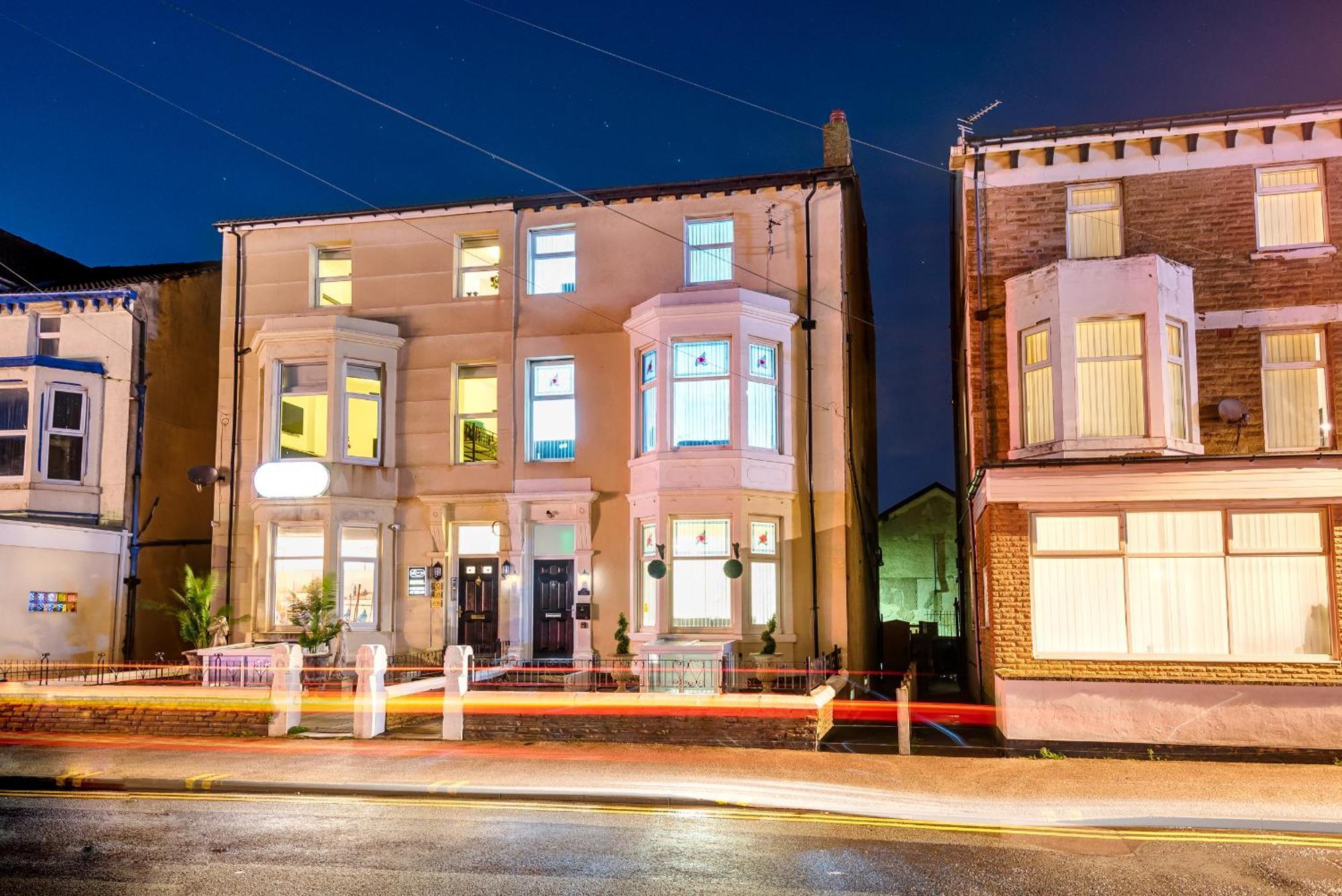 Velvet Coaster Apartments Blackpool Buitenkant foto